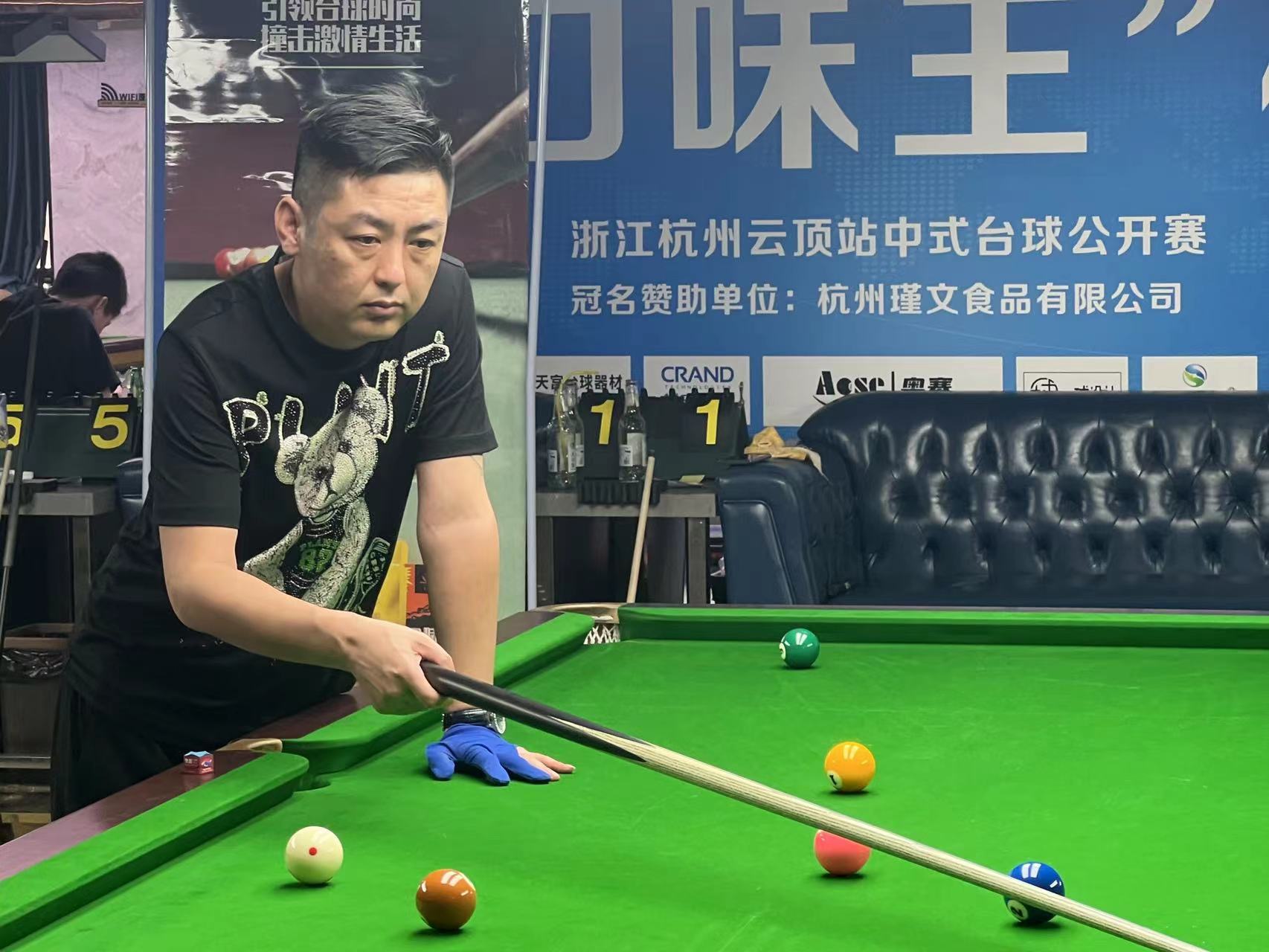 尤为明显 尤为明显