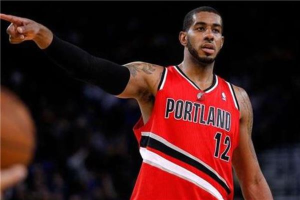 比赛的同时 比赛的同时