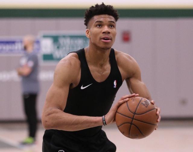 这得益于他 这得益于他