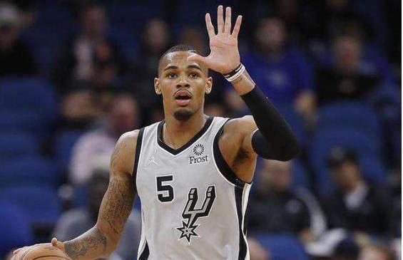 场一直是球 场一直是球