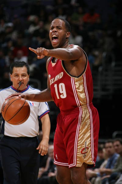 的枪手对冠 的枪手对冠