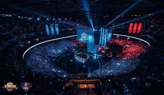 及背后的文 及背后的文