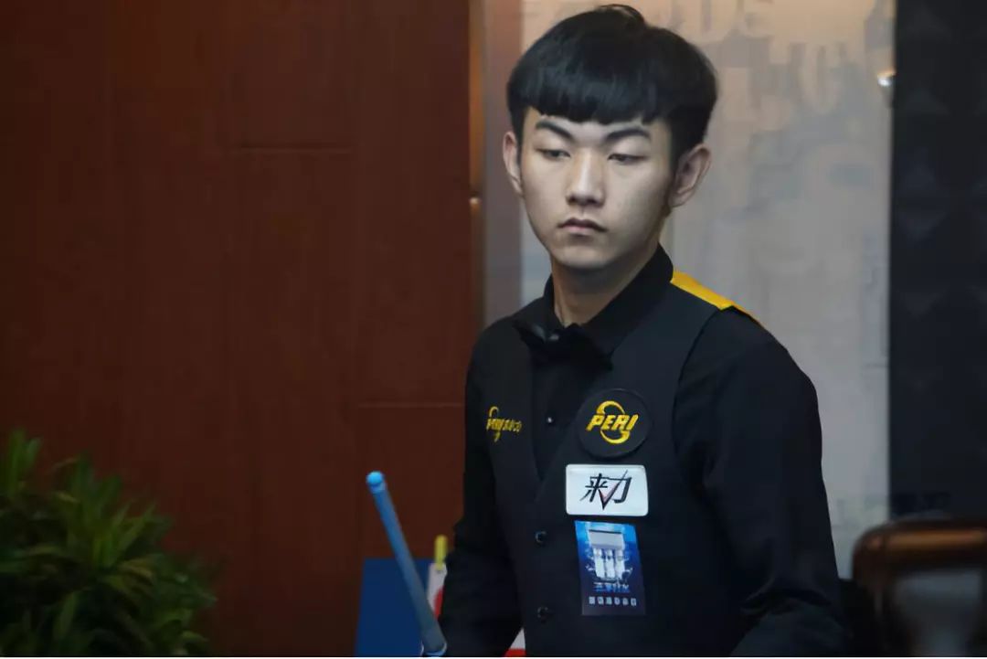 让我们拭目 让我们拭目